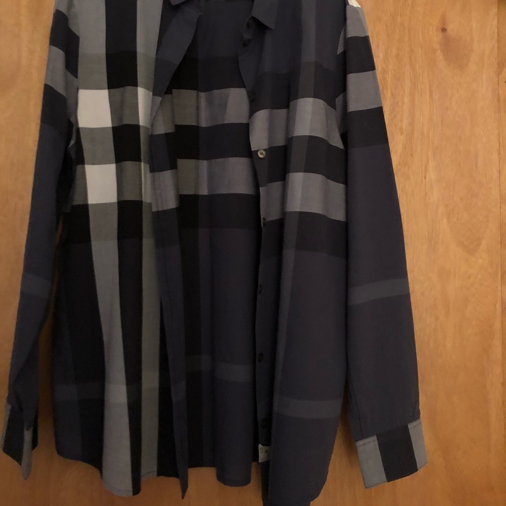 đź’™BURBERRYđź’™ - Picture 6 of 16